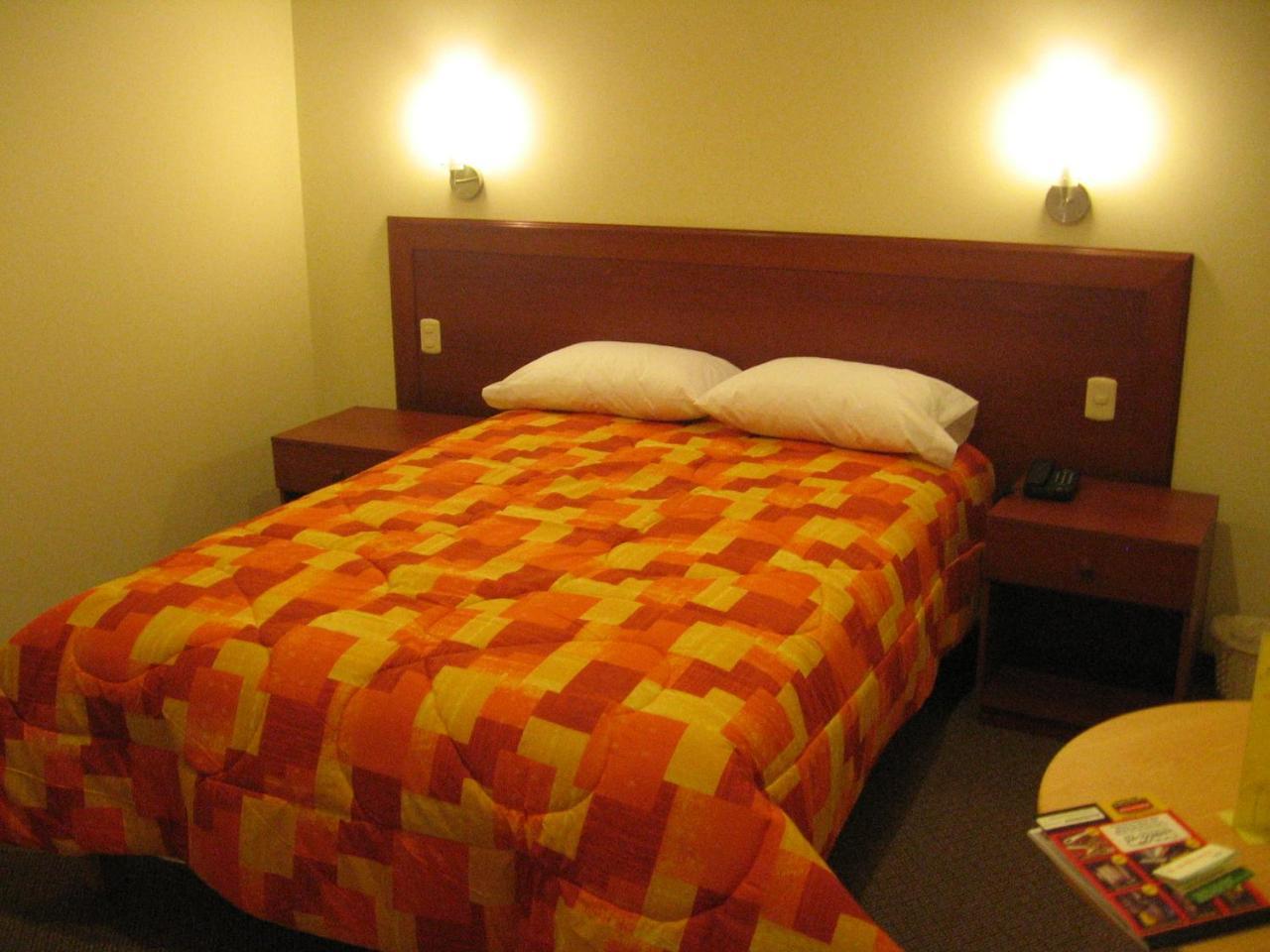 Hotel Sunflowers Inn Lima Exterior photo